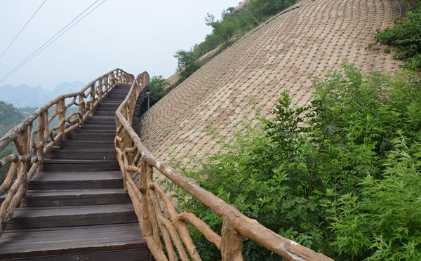 ​神堂峪栈道徒步团建拓展攻略